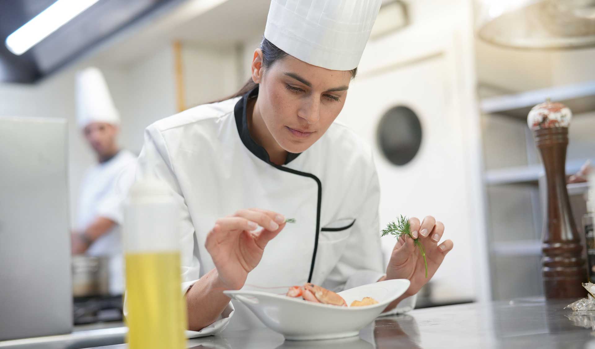 Chef de Partie Pengertian, Tugas dan Tanggung Jawab, Gaji